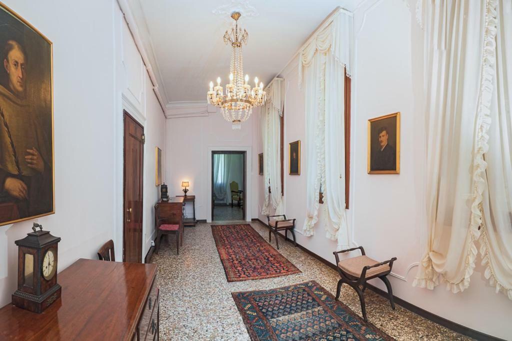 Casa Cattaneo Grand Canal View Apartment Venice